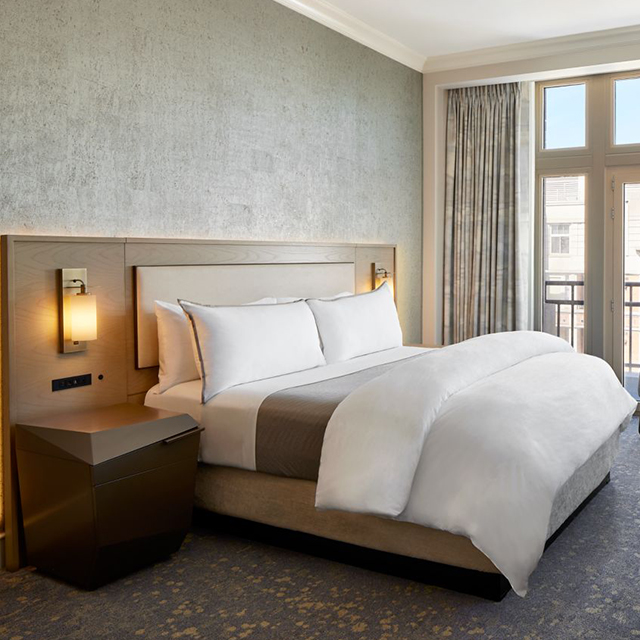 Плавающая прикроватная тумбочка в стиле Westin с USB-портами
